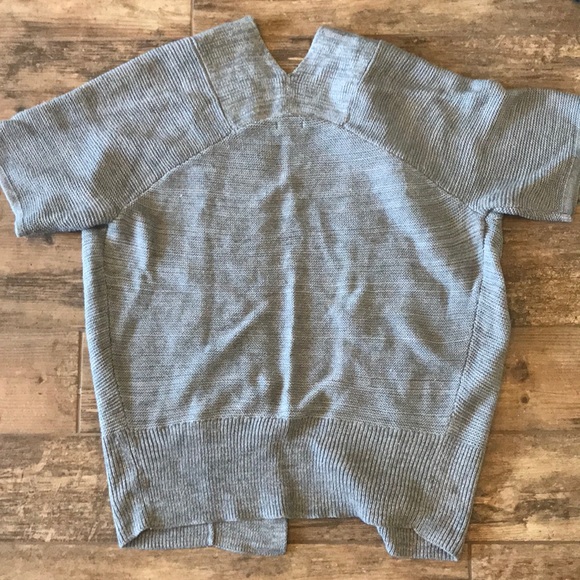 Women’s Sweaters - Picture 3 of 3